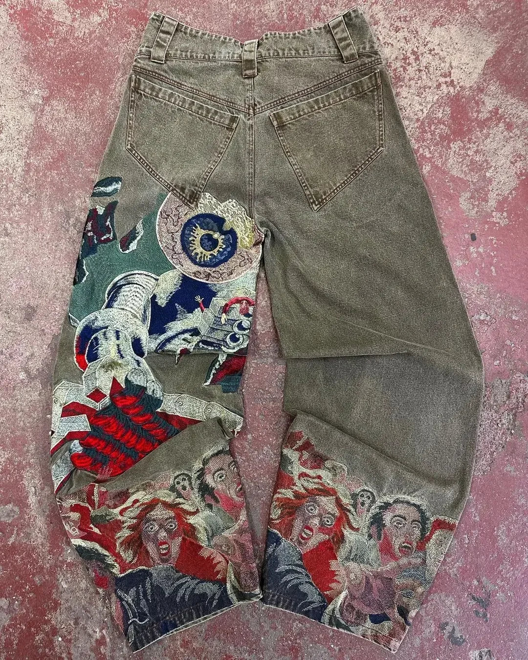 Japanese Embroidered Jeans – Unisex Sukajan-Style Relaxed Denim