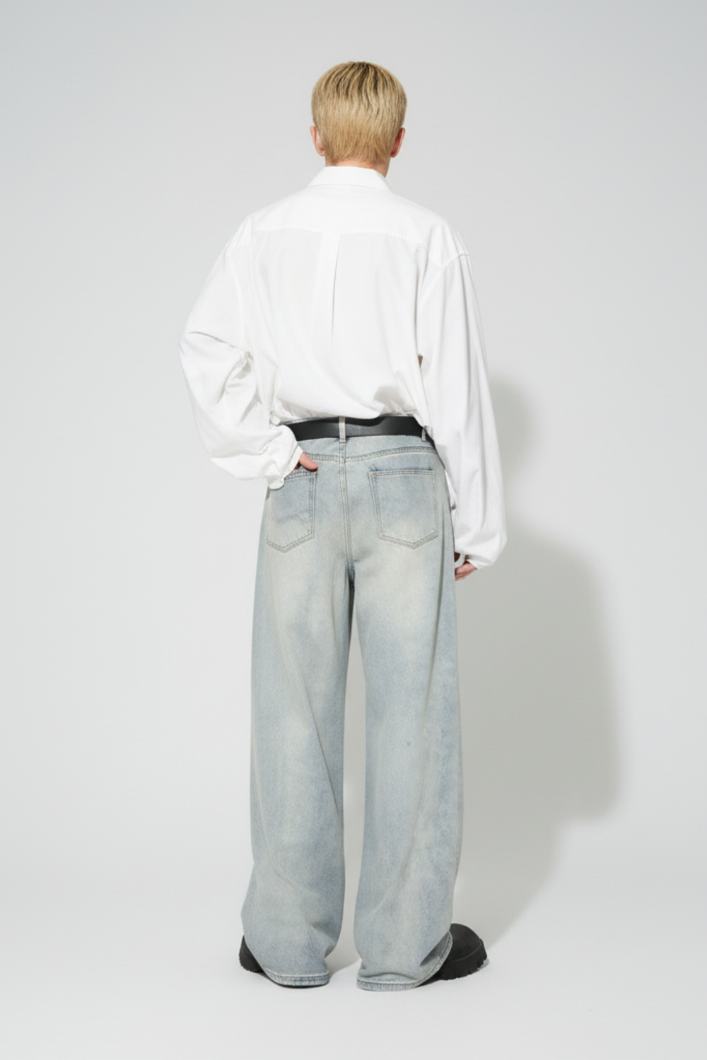 LifeOfStreetwear | Men’s Light Wash Baggy Wide Leg Jeans