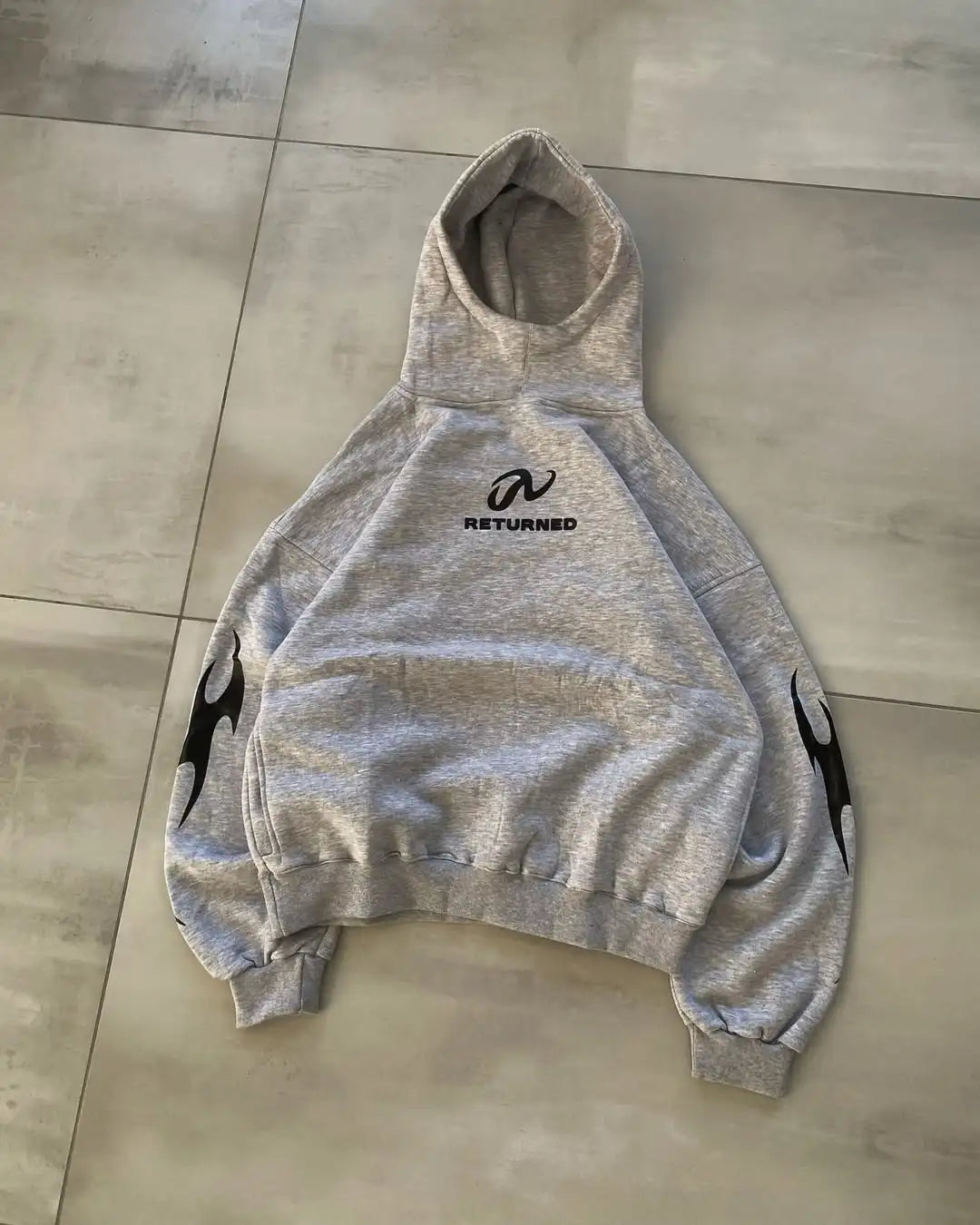 Flame Print Graphic Hoodie – Unisex Relaxed Fit Pullover