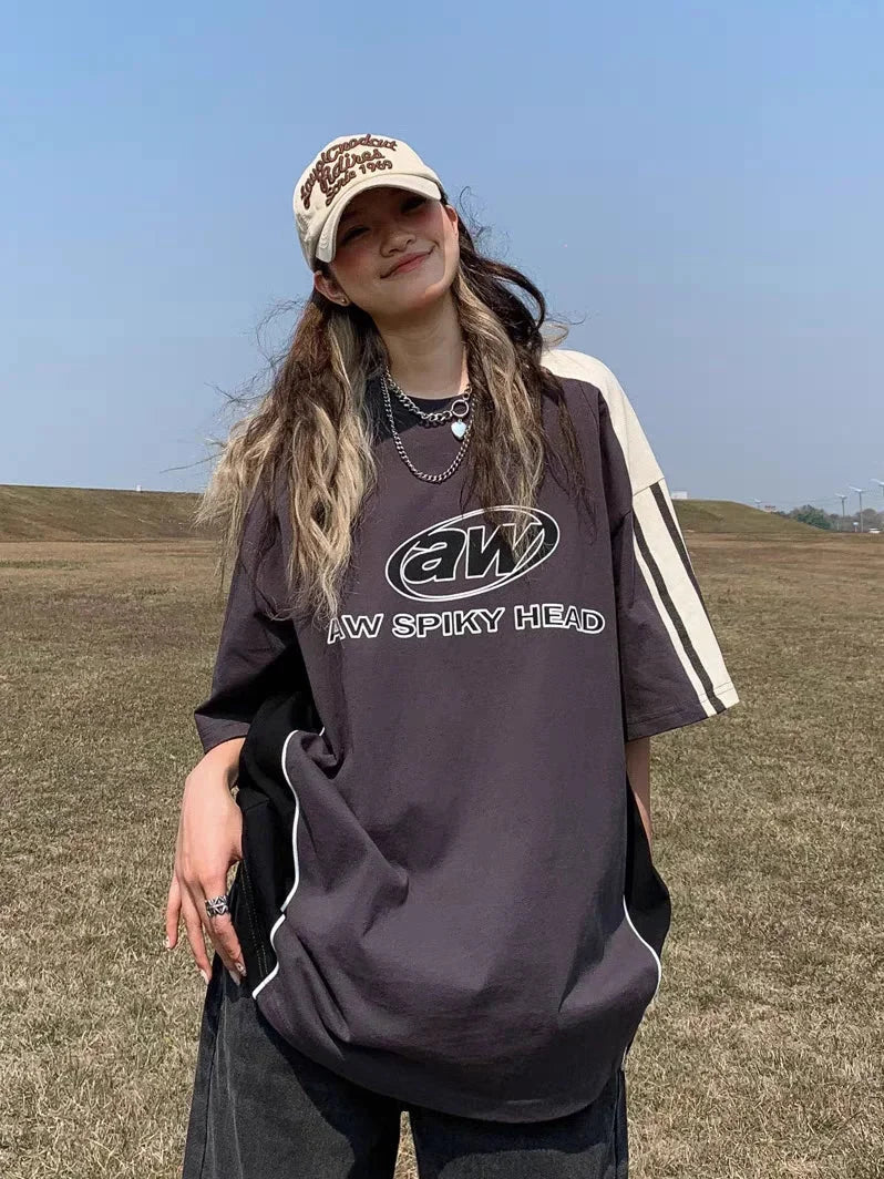 Retro Graphic Tee – Unisex Oversized Baggy T-Shirt