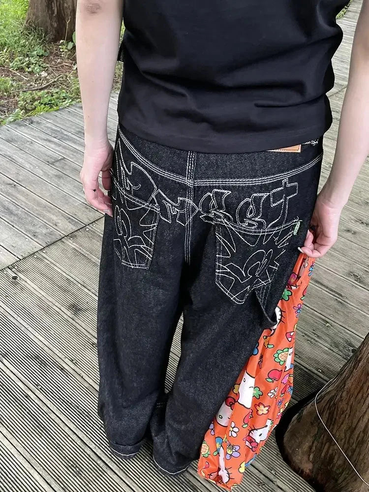 Embroidered Baggy Jeans – Unisex Back-Pocket Relaxed Denim