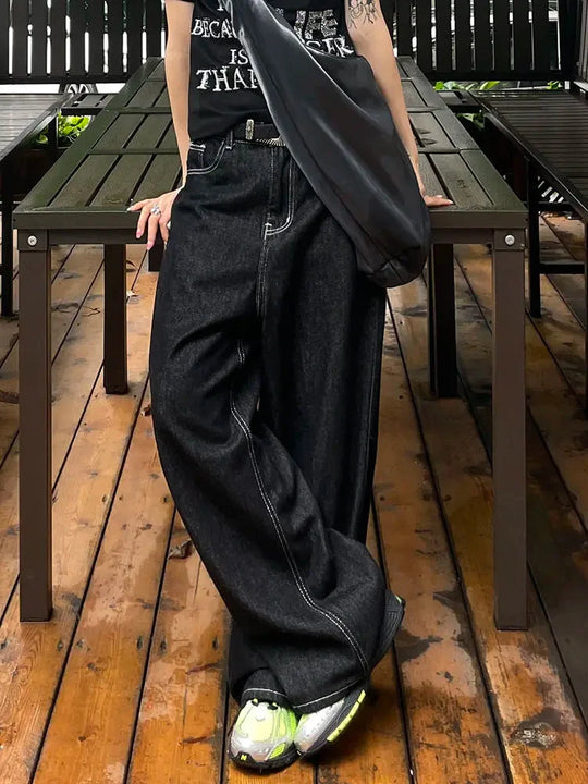 Embroidered Baggy Jeans – Unisex Back-Pocket Relaxed Denim