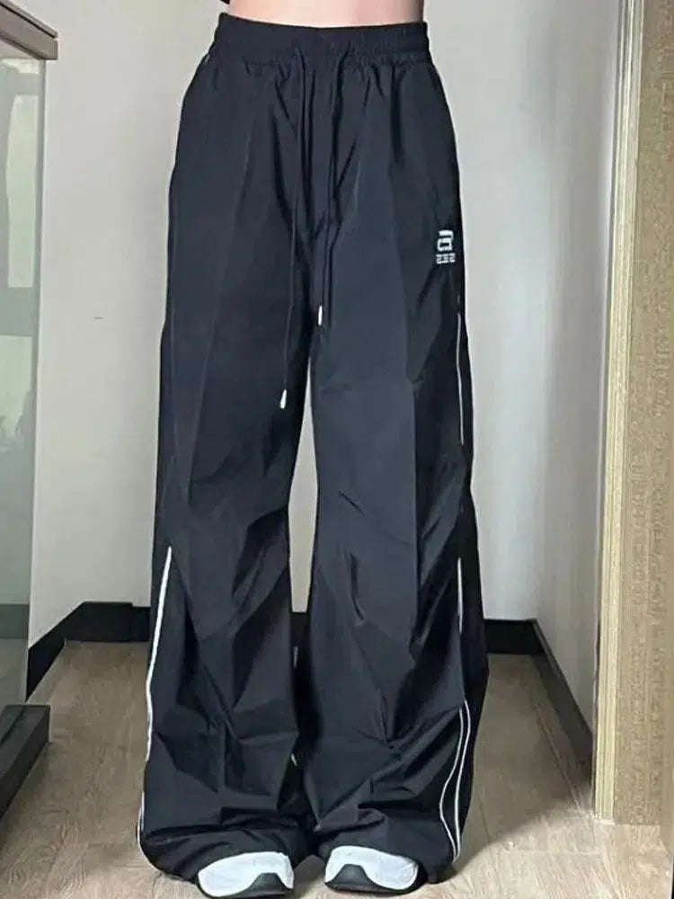 Shell Joggers – Women's Baggy Wind-Resistant Sweatpants