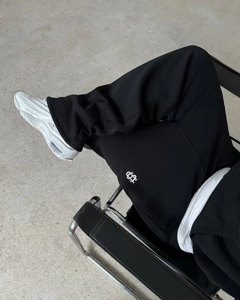Embroidered Loose Joggers – Unisex Baggy Fleece Sweatpants