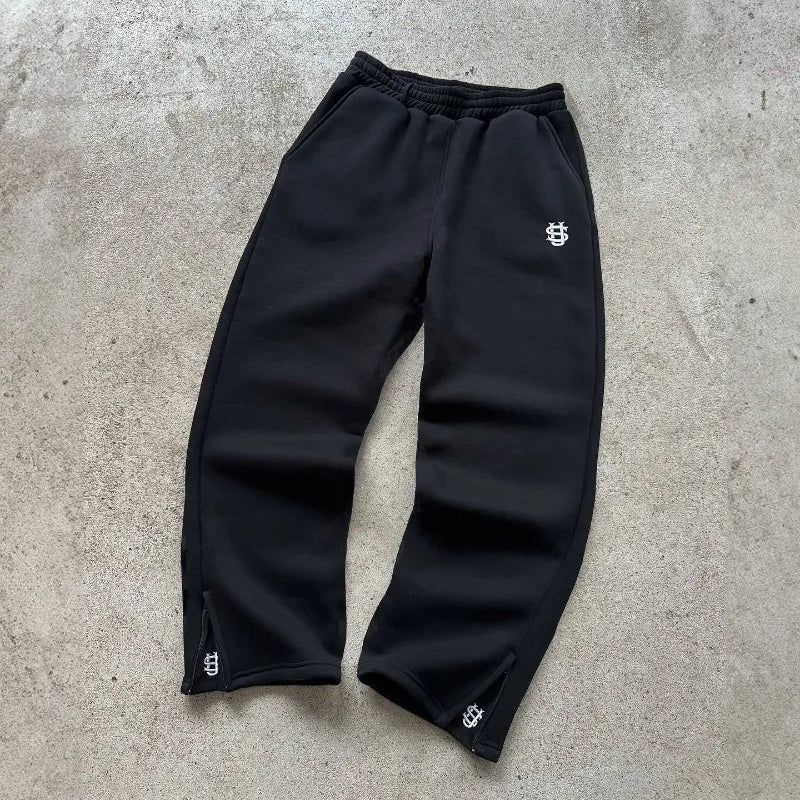 Embroidered Loose Joggers – Unisex Baggy Fleece Sweatpants