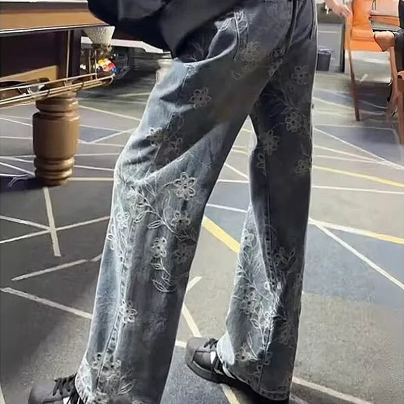 Floral Embroidered Straight-Leg Jeans – Unisex Faded Denim