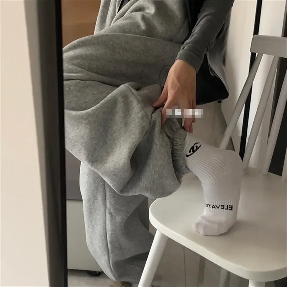 Loose Baggy Joggers – Unisex Lightweight Fleece Sweatpants