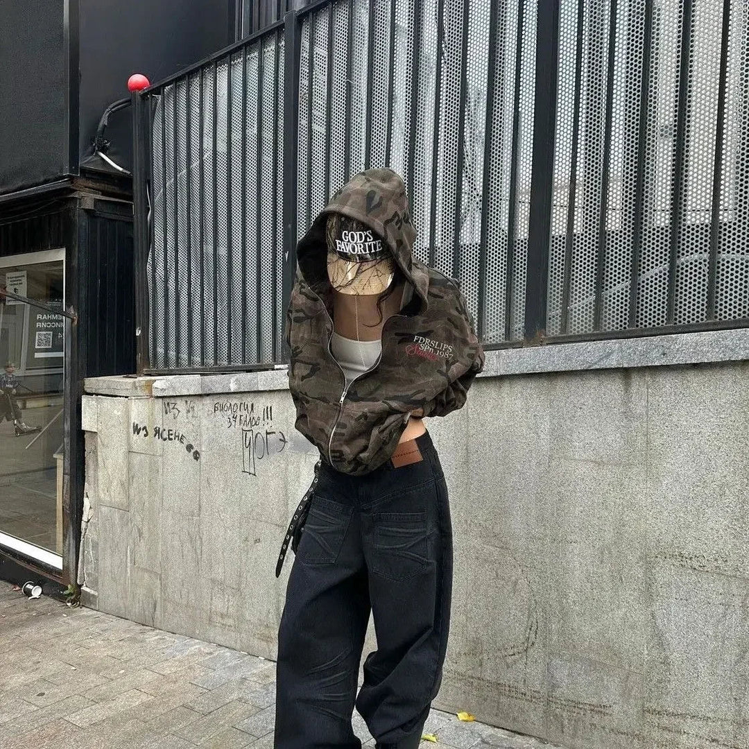 Retro Camouflage Zip-Up Hoodie – Unisex Loose Fit Pullover