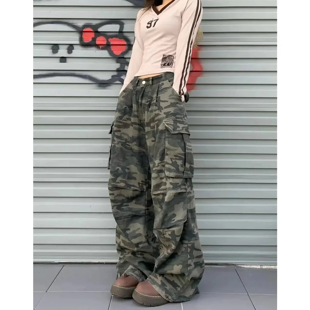 Streetwear Cargo Camo Trousers – Unisex Baggy Utility Pants