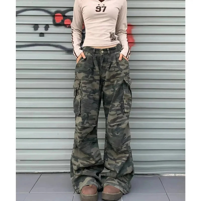 Streetwear Cargo Camo Trousers – Unisex Baggy Utility Pants