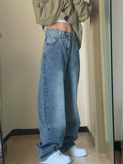 BAGGY BLUE JEANS - BOYFRIEND FIT IN TIMELESS STYLE