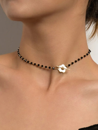 BLACK BEADED SILVER NECKLACE WITH DELICATE FLOWERS DESIGN
