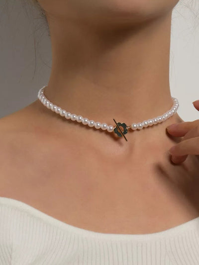 BLACK BEADED SILVER NECKLACE WITH DELICATE FLOWERS DESIGN