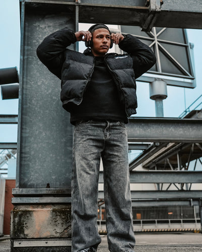 BLACK HOODED PUFFER JACKET CONFORTABLE À PORTER