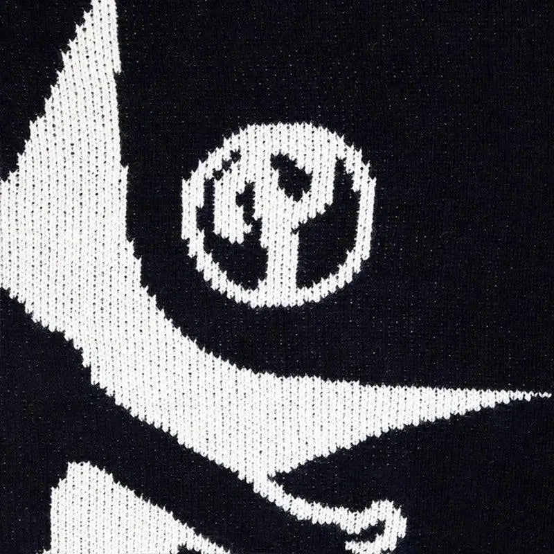 BLACK KNIT SWEATER WITH GRAPHIC - LONG SLEEVE SWEATER PULLOVERS