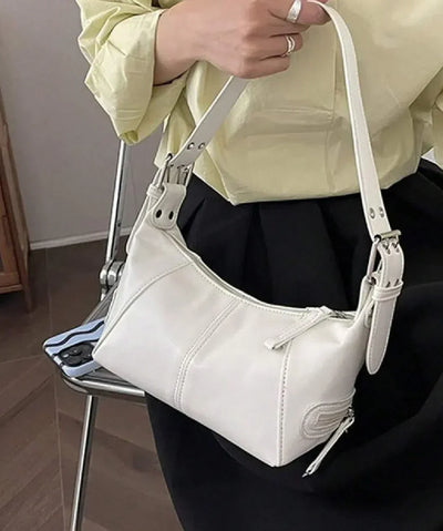 BLACK SHOULDER BAG WITH ADJUSTABLE STRAP - VINTAGE STUDDED PLEATED BOSTON