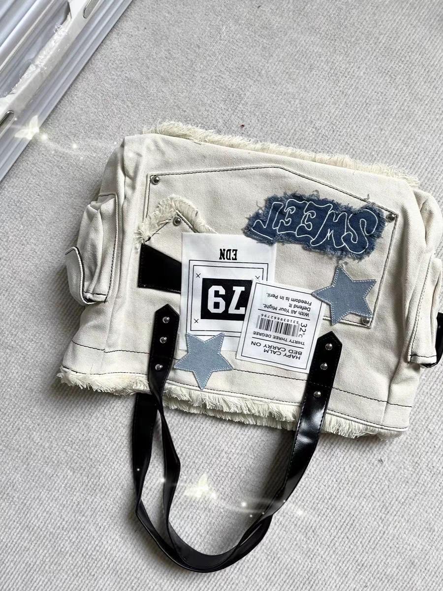 CREAM TOTE BAG WITH BLACK STRAPS AND EMBROIDERED STAR Y2K STYLE