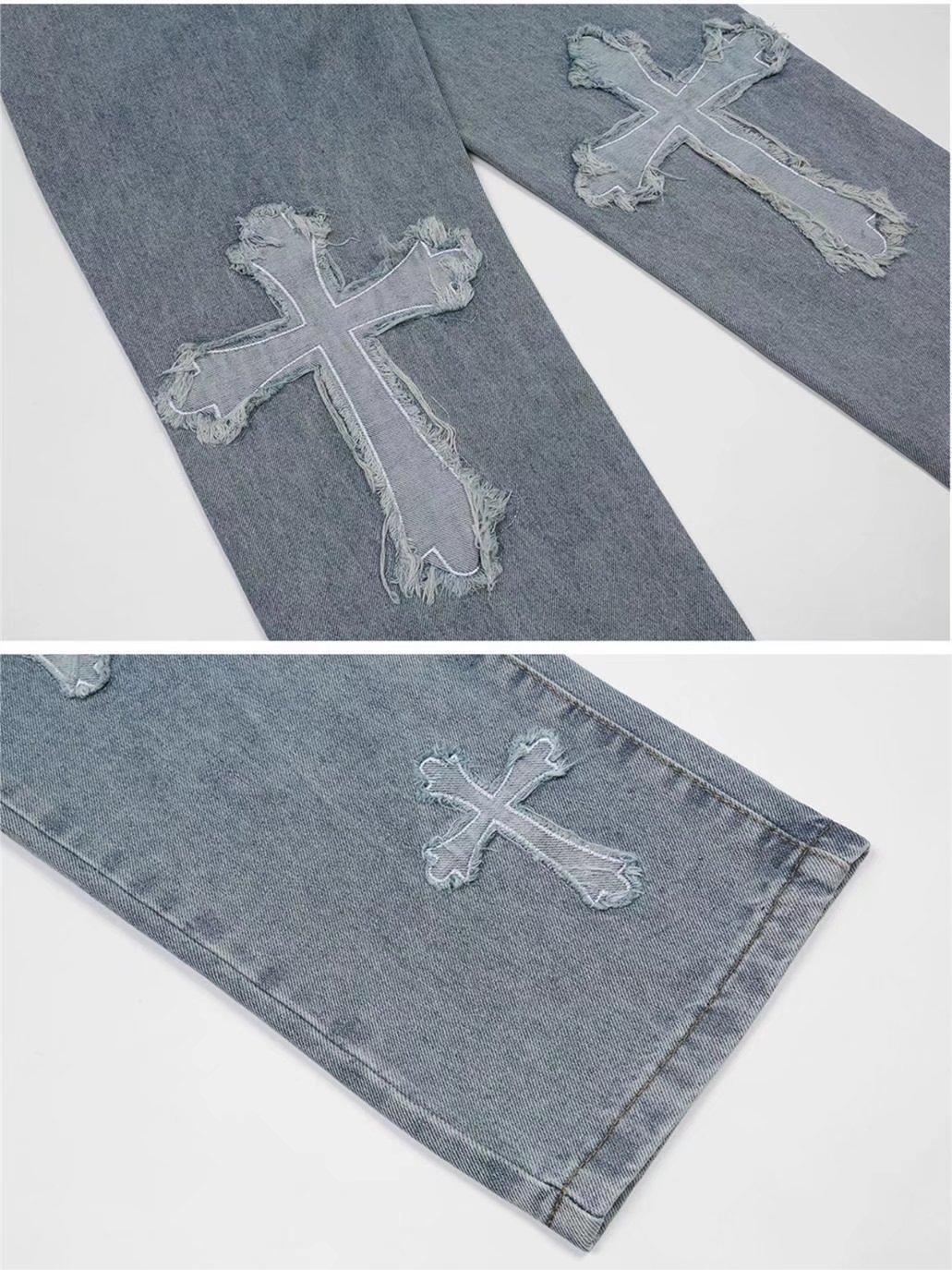 LIGHT BLUE LOOSE FIT CROSS PATCH JEANS