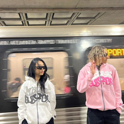 ZIP-UP HOODIE SUGAR GLOW ZIP-UP WITH RAISED LETTERING