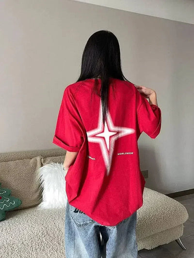 RED OVERSIZED Y2K VINTAGE T-SHIRT WITH STAR DESIGN