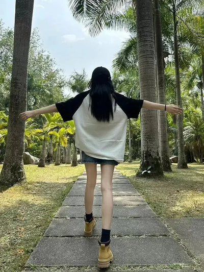 WHITE OVERSIZED STAR T-SHIRT WITH BLACK SLEEVES IN KOREAN STYLE