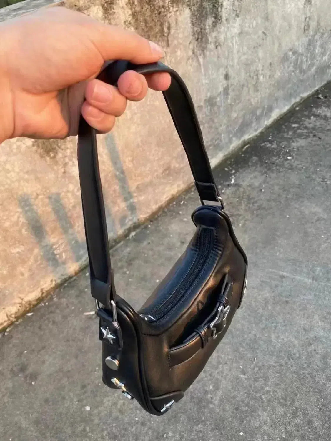 WHITE STAR SHOULDER BAG WITH UNIQUE ACCENTS