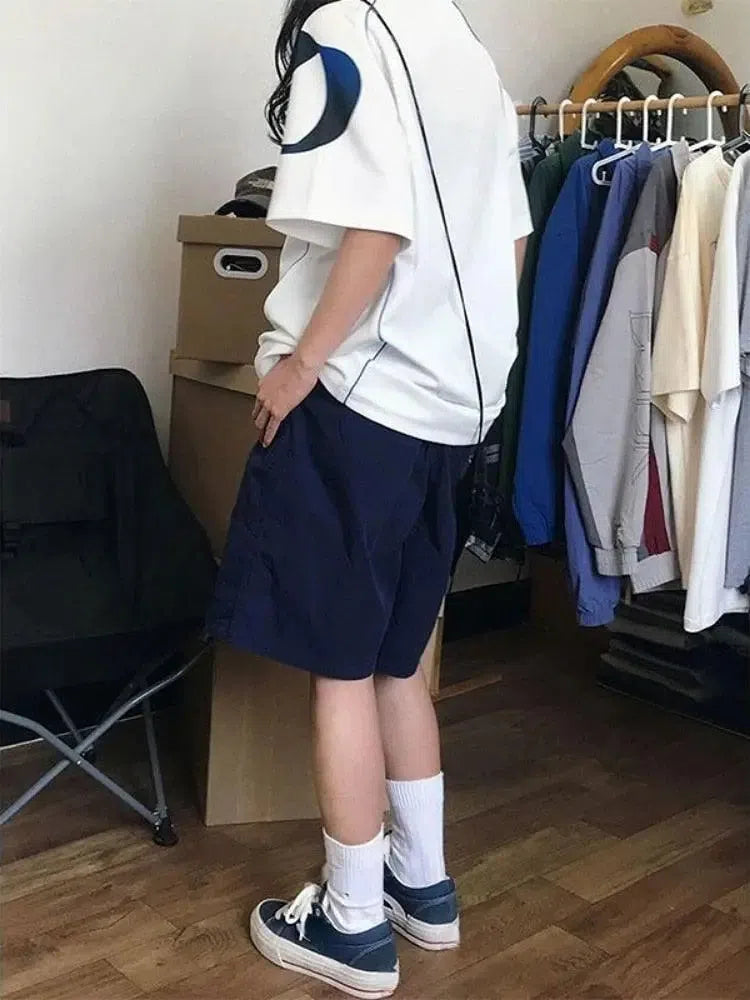 WHITE T-SHIRT WITH BLUE ACCENTS FOR KOREAN VINTAGE STREETWEAR