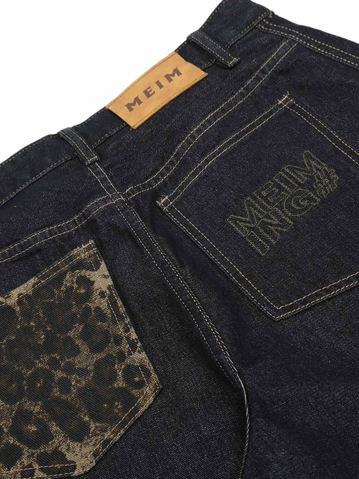 WIDE-LEG CARGO PANTS WITH DECONSTRUCTED CHEETAH PRINT DESIGN