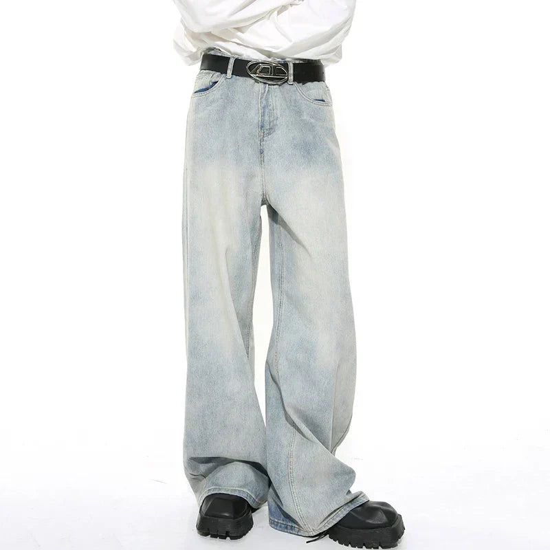 WIDE-LEG LIGHT WASH JEANS WITH BLACK BELT UNISEX LOOSE FIT