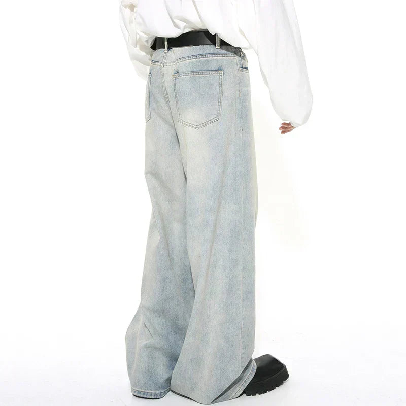 WIDE-LEG LIGHT WASH JEANS WITH BLACK BELT UNISEX LOOSE FIT